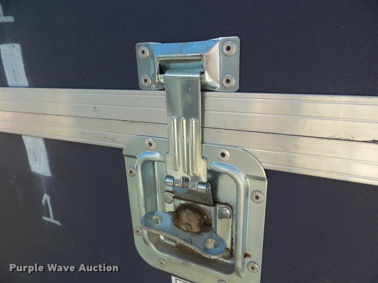 image for item L6990 (7) Wilson case boxes