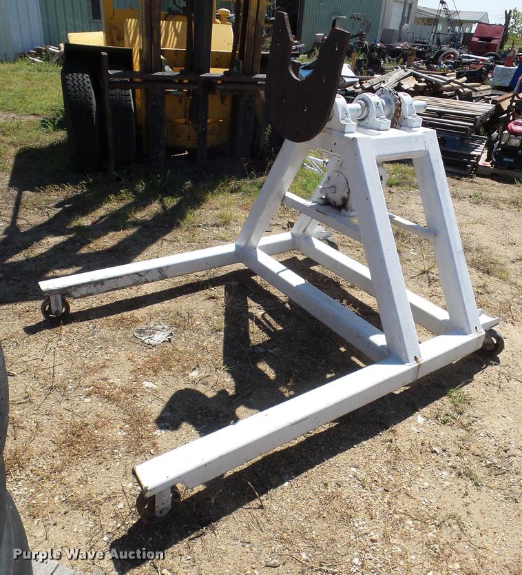 image for item L6996 Engine stand