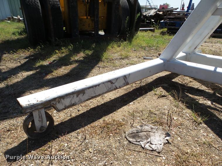 image for item L6996 Engine stand