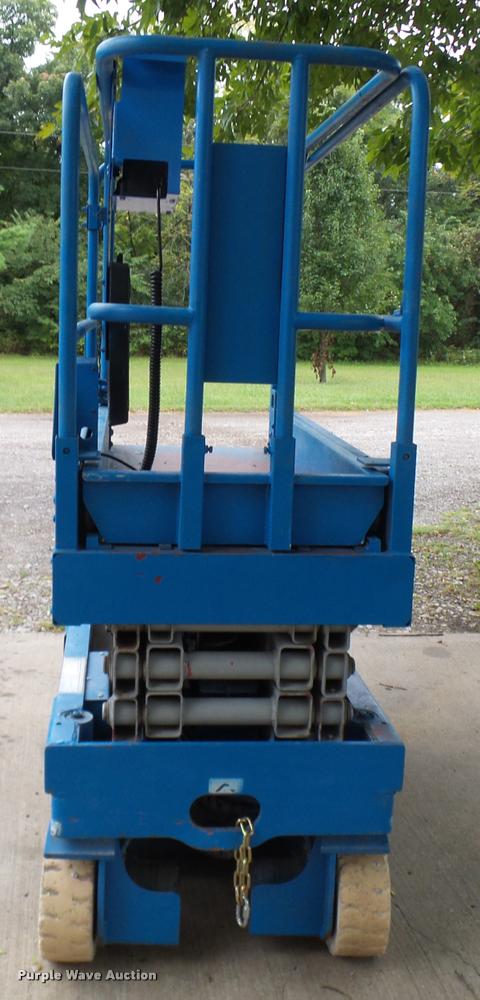 image for item N9468 Genie GS1930 scissor lift