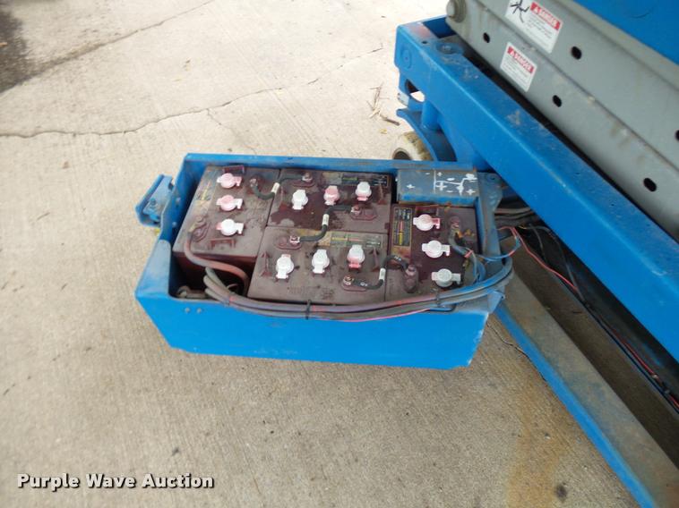 image for item N9468 Genie GS1930 scissor lift