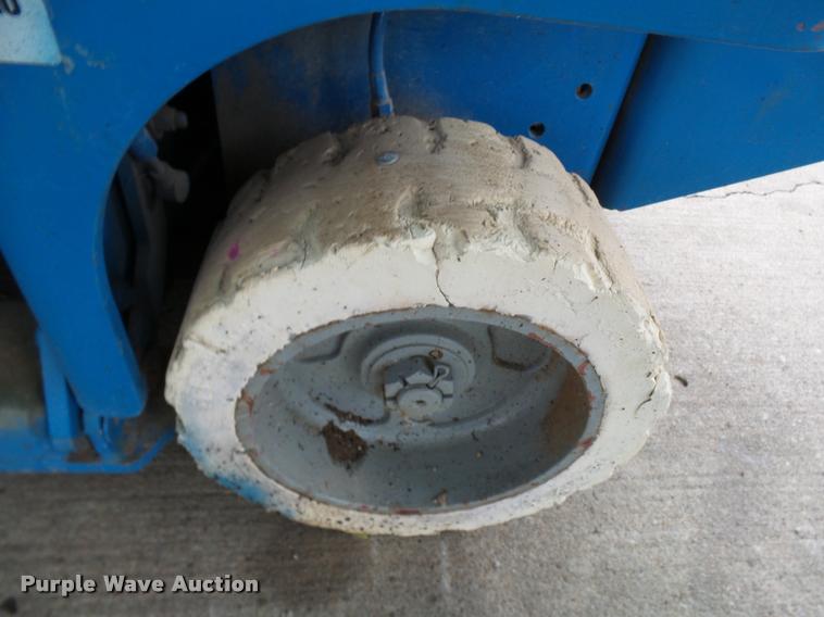 image for item N9468 Genie GS1930 scissor lift