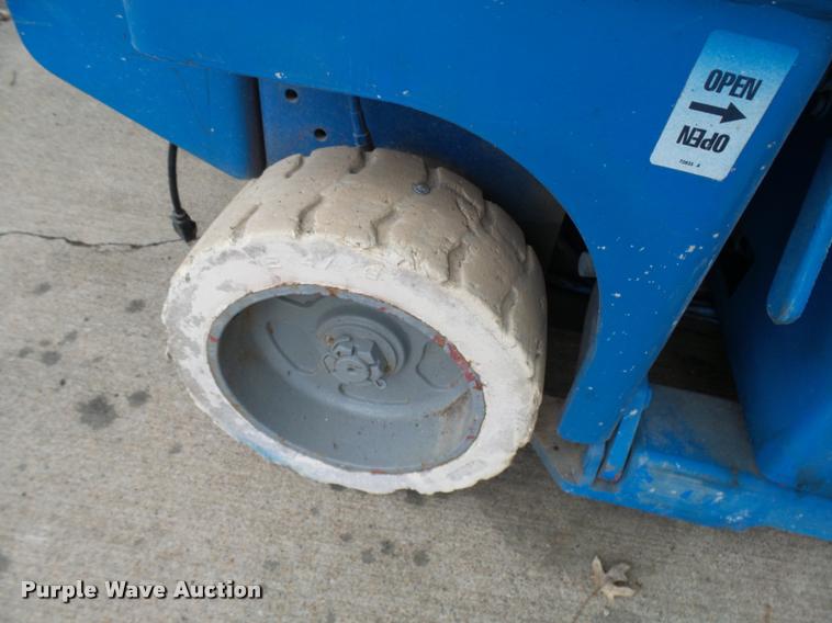 image for item N9468 Genie GS1930 scissor lift