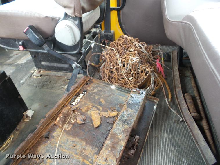 image for item AG9420 2002 International 4900 dump truck