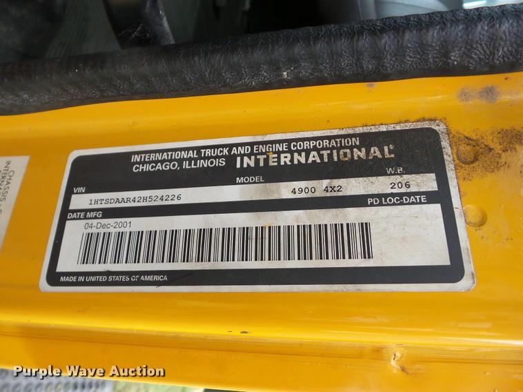 image for item AG9420 2002 International 4900 dump truck