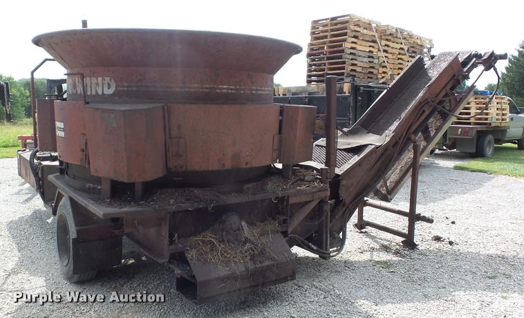 image for item BG9704 1996 Dura-tech HD8 tub grinder