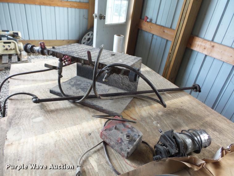 image for item BG9704 1996 Dura-tech HD8 tub grinder