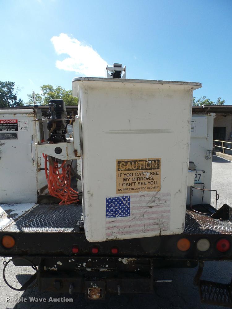 image for item BG9728 2003 Ford F550 Super Duty bucket truck