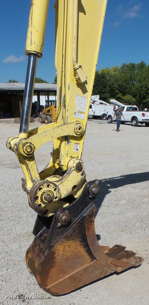 image for item BG9731 2006 Yanmar V1075A compact excavator