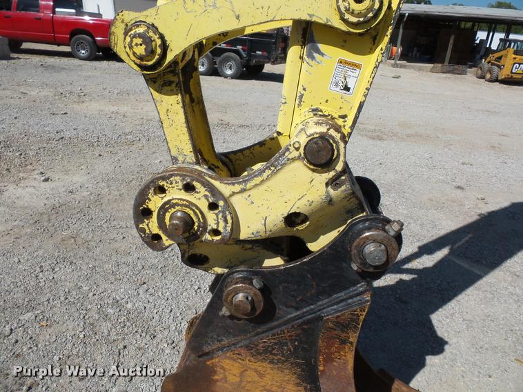 image for item BG9731 2006 Yanmar V1075A compact excavator