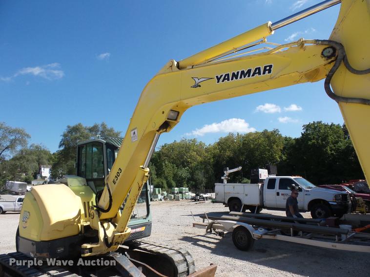 image for item BG9731 2006 Yanmar V1075A compact excavator