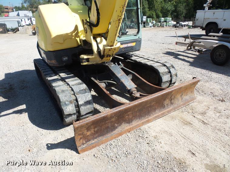 image for item BG9731 2006 Yanmar V1075A compact excavator