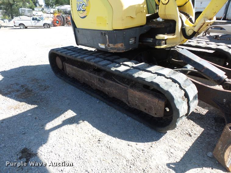 image for item BG9731 2006 Yanmar V1075A compact excavator