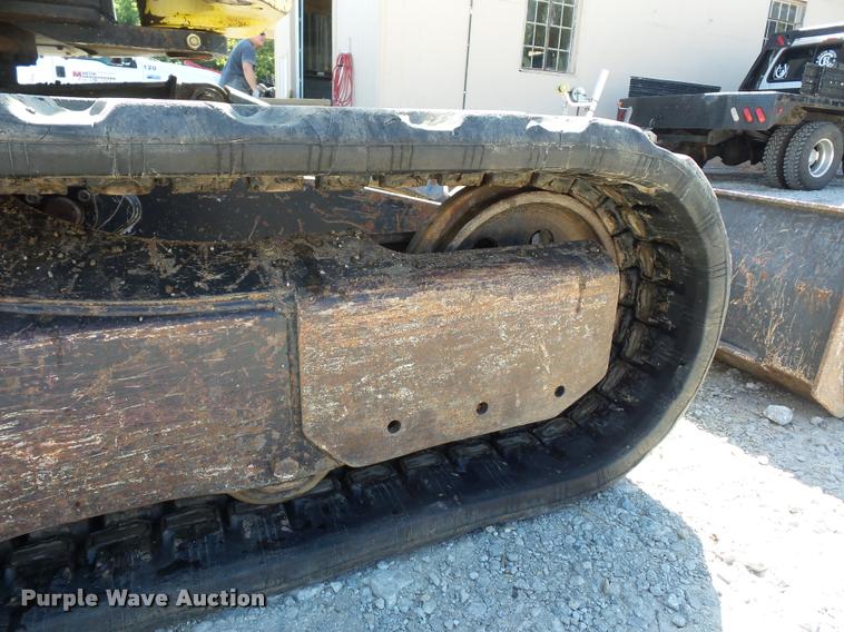 image for item BG9731 2006 Yanmar V1075A compact excavator