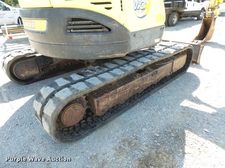 image for item BG9731 2006 Yanmar V1075A compact excavator