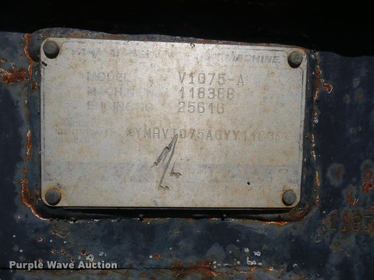 image for item BG9731 2006 Yanmar V1075A compact excavator