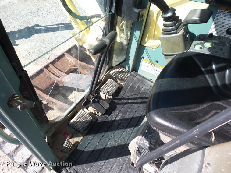 image for item BG9731 2006 Yanmar V1075A compact excavator