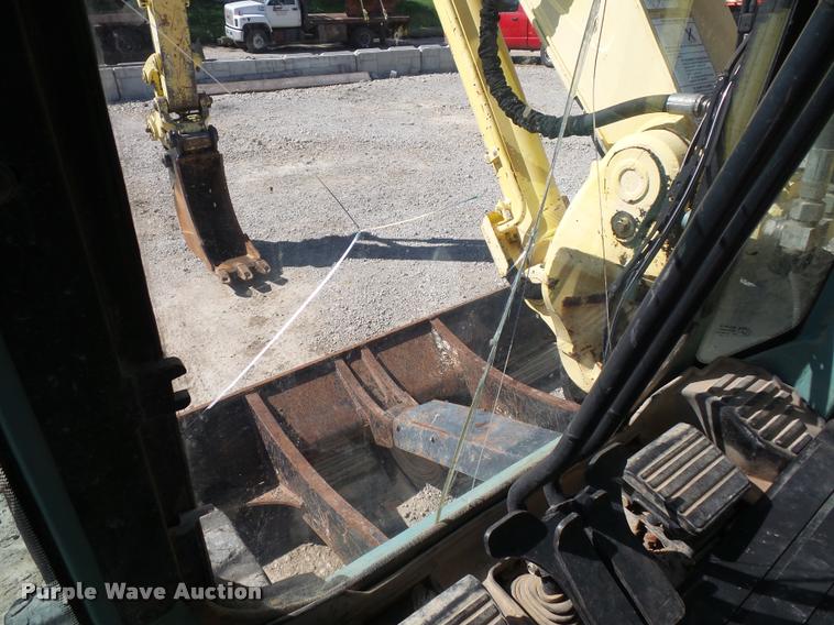 image for item BG9731 2006 Yanmar V1075A compact excavator