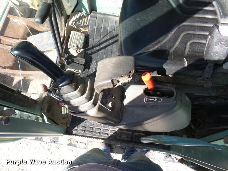 image for item BG9731 2006 Yanmar V1075A compact excavator