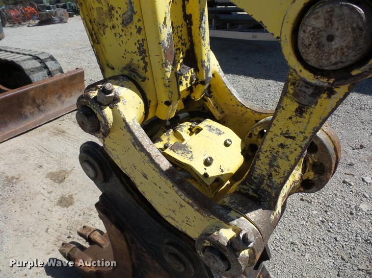 image for item BG9731 2006 Yanmar V1075A compact excavator