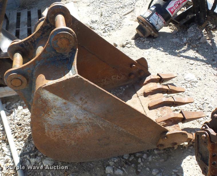 image for item BG9731 2006 Yanmar V1075A compact excavator