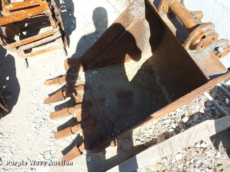 image for item BG9731 2006 Yanmar V1075A compact excavator