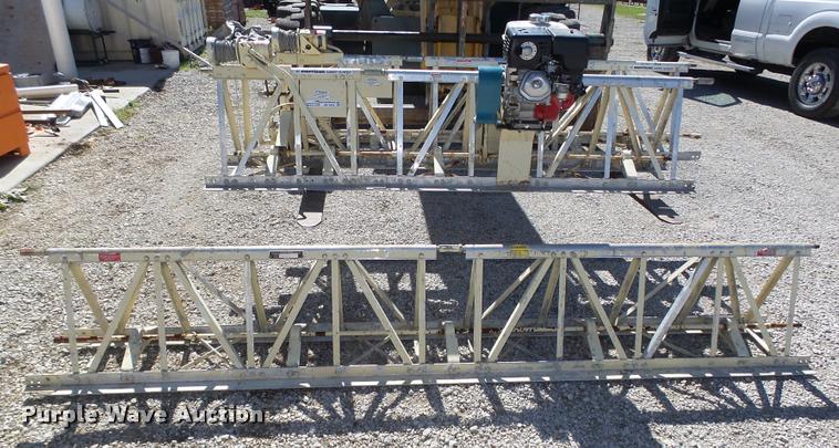 image for item BX9229 Morrison 25' concrete super screed