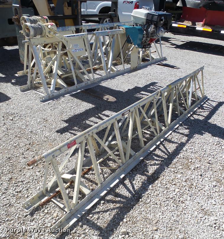 image for item BX9229 Morrison 25' concrete super screed