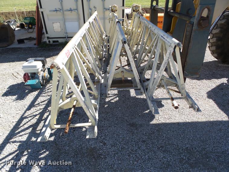 image for item BX9229 Morrison 25' concrete super screed