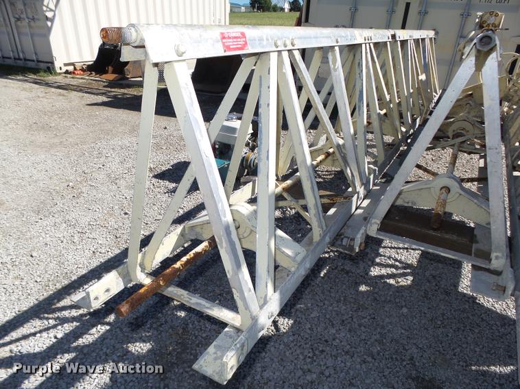 image for item BX9229 Morrison 25' concrete super screed