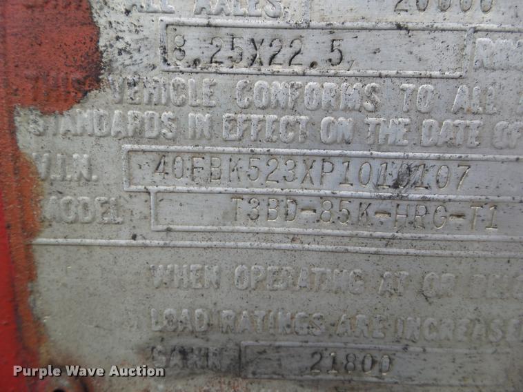 image for item BZ9852 1993 Talbert T3BD-85K-HRG-T1 beam trailer