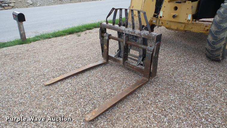image for item DA2872 2004 Caterpillar TH360B telehandler
