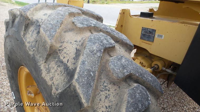 image for item DA2872 2004 Caterpillar TH360B telehandler