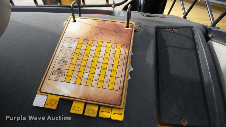 image for item DA2873 2005 Caterpillar TH580B telehandler