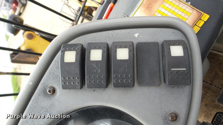 image for item DA2873 2005 Caterpillar TH580B telehandler