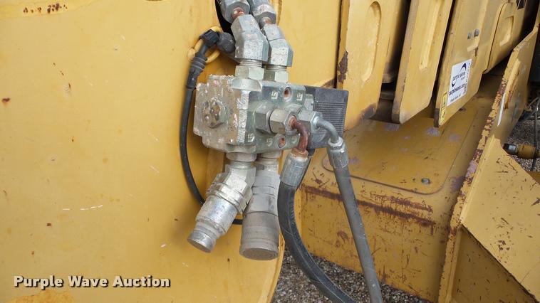 image for item DA2873 2005 Caterpillar TH580B telehandler