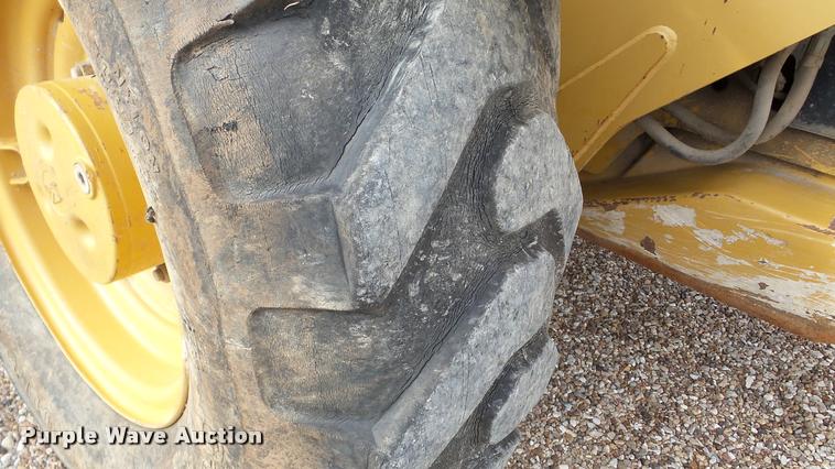 image for item DA2873 2005 Caterpillar TH580B telehandler