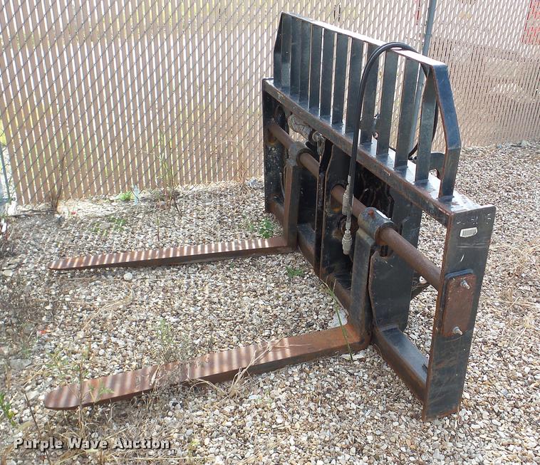 image for item DA2873 2005 Caterpillar TH580B telehandler