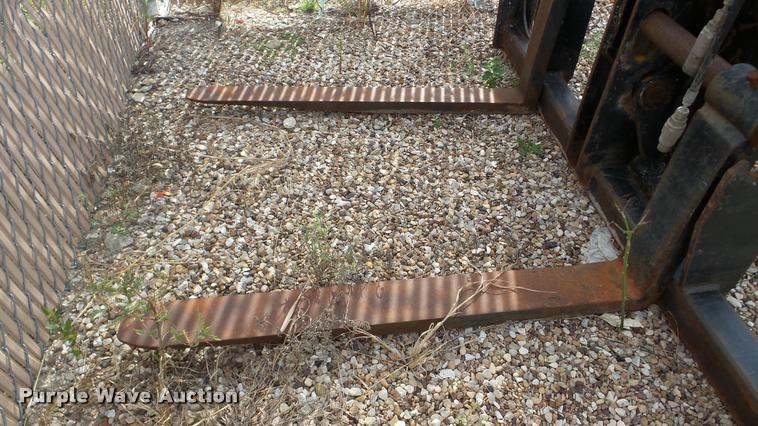 image for item DA2873 2005 Caterpillar TH580B telehandler