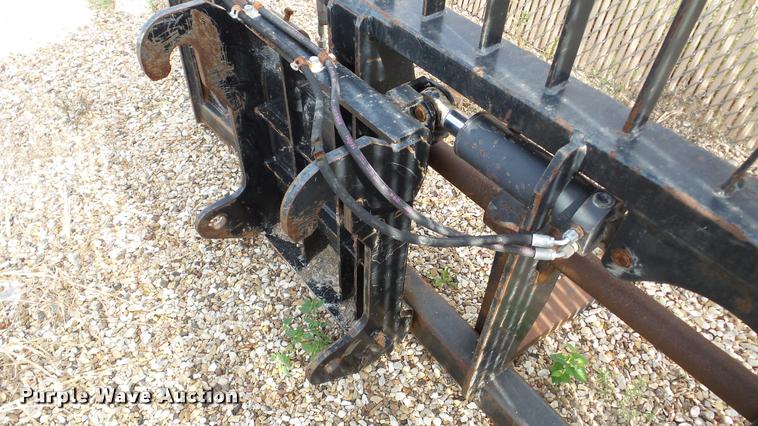 image for item DA2873 2005 Caterpillar TH580B telehandler