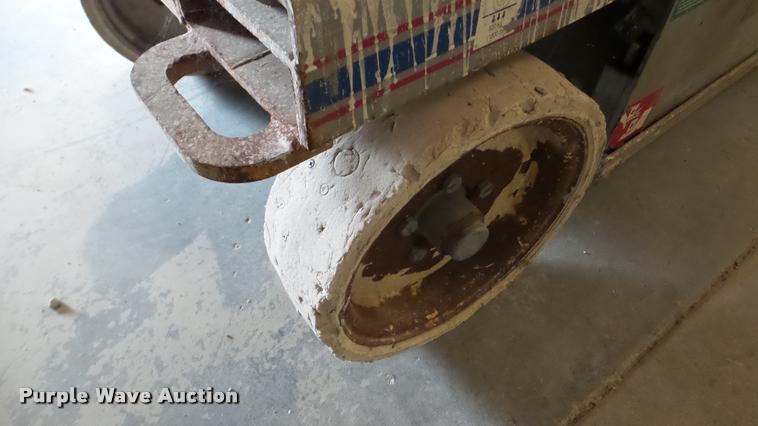 image for item DA2874 Sky Jack SJIII 3226 scissor lift