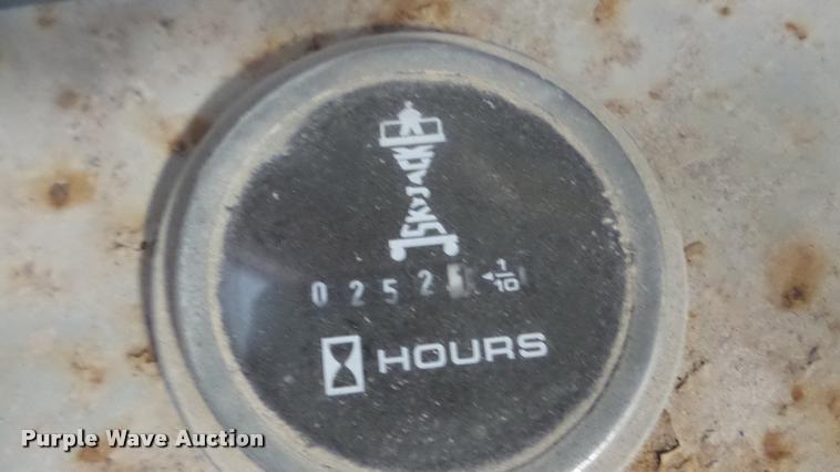 image for item DA2874 Sky Jack SJIII 3226 scissor lift