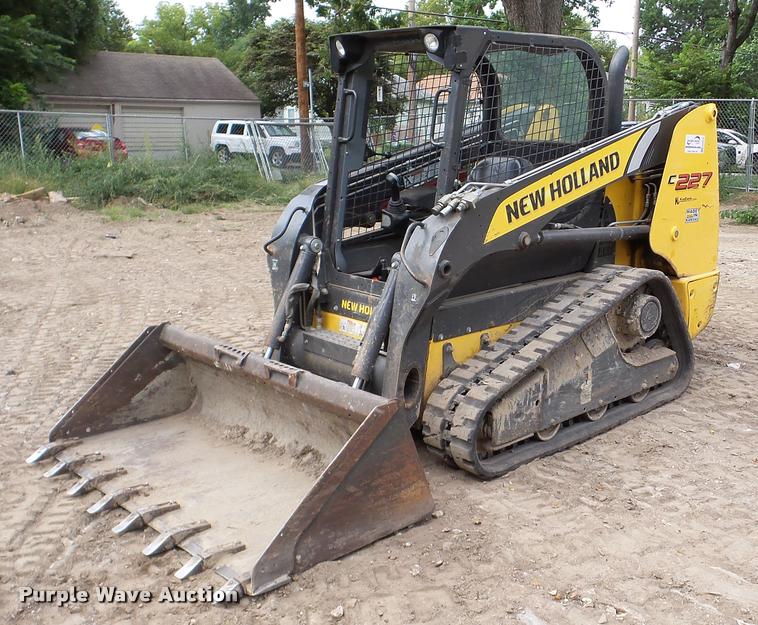 image for item DA2875 2011 New Holland C227 skid steer