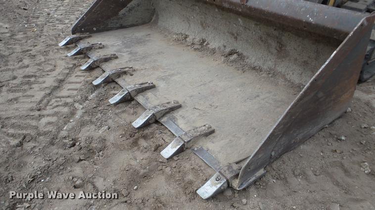 image for item DA2875 2011 New Holland C227 skid steer