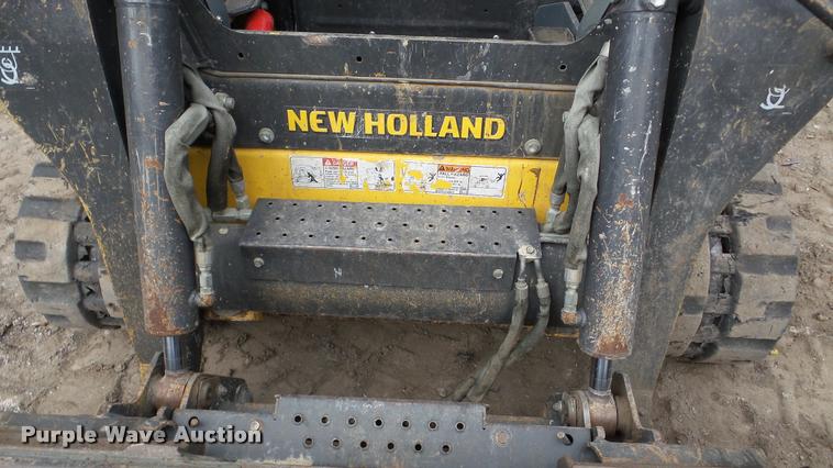 image for item DA2875 2011 New Holland C227 skid steer