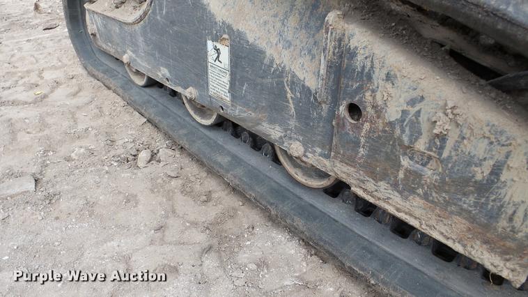 image for item DA2875 2011 New Holland C227 skid steer
