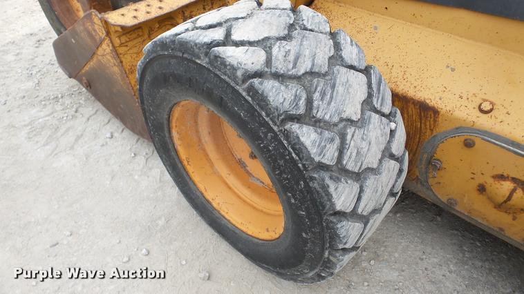 image for item DA2878 1999 Case 75XT skid steer