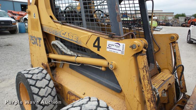 image for item DA2878 1999 Case 75XT skid steer