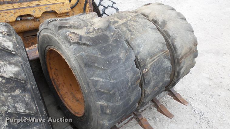 image for item DA2878 1999 Case 75XT skid steer