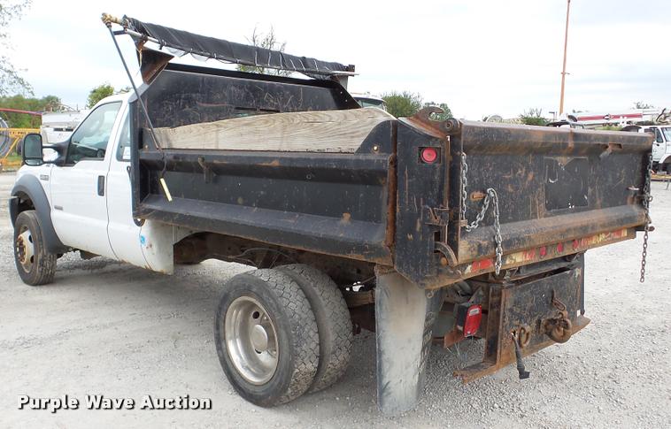 image for item DA2884 2005 Ford F450 Super Duty dump truck